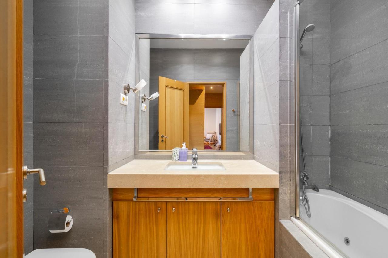 WHome Ajuda 31 Premium w/ Elevator&Parking Lisboa Exterior foto