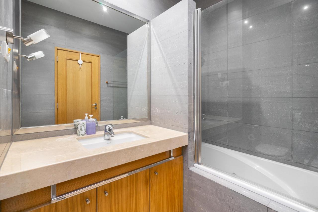 WHome Ajuda 31 Premium w/ Elevator&Parking Lisboa Exterior foto